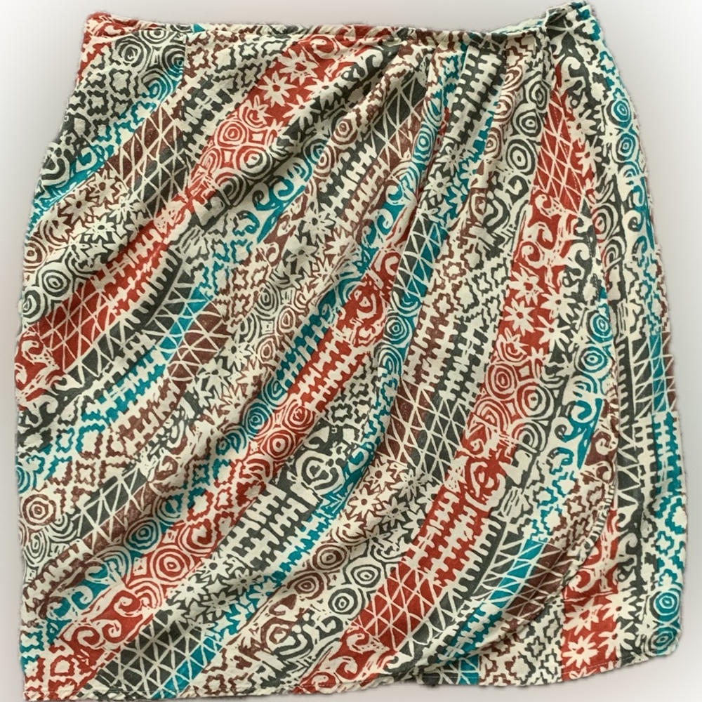 Faux Wrap skirt with side zipper, tan, orange, blue size 10, CASUAL CORNER